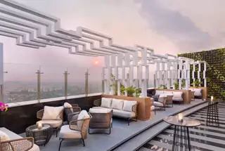 Open-to-sky Restaurant