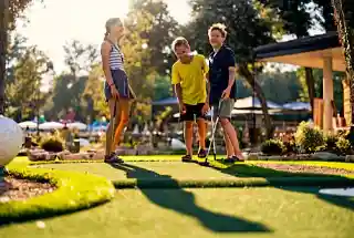 Indoor Mini Golf
